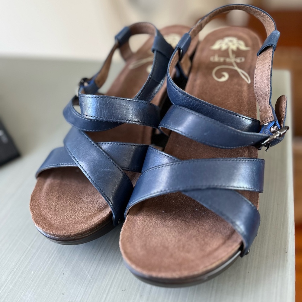 Dansko Frida Studded Strappy Wedge Sandals Sz 40 Blue 9.5 - 10
